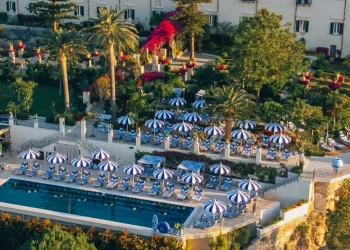 Taormina. Il San Domenico Palace, A Four Seasons Hotel, riapre le sue porte, inaugurando la stagione 2026 all’insegna dell’eleganza