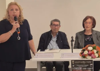 Giardini. “Tra pellicola e tessuti: i costumi che hanno fatto sognare generazioni”