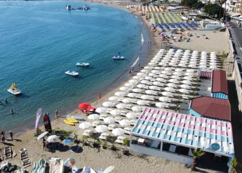 Giardini. Il Billionaire Beach Club riapre tra novità e offerte turistiche al centro della stagione 2026