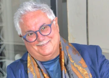 Catania. Antonello Tonna pubblica due cd. Brani cover arrangiati con tastiere digitali