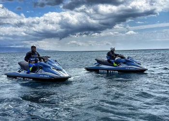 Giardini. Maltempo improvviso durante la Naxos Cup: otto canoisti alla deriva salvati dalla Polizia