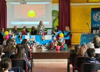 Taormina. “Una Pigotta nel mondo e il diritto che mi piace”: manifestazione Unicef al Comprensivo 1