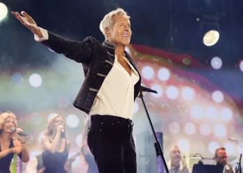 Taormina. Rinviati al 2027 i due concerti di Claudio Baglioni inizialmente previsti nell’estate del 2026