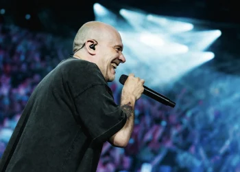 Max Pezzali a Messina l’1 e il 2 luglio 2026: prima data sold out, ultimi biglietti per la seconda serata