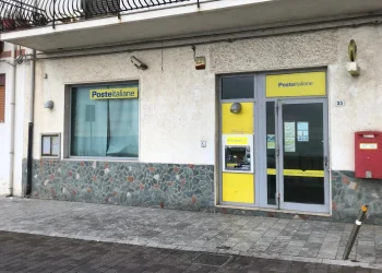 Letojanni. Il sindaco: “Sportello Postamat fuori servizio da mesi. Tutto ciò è assurdo e fuori da ogni logica”