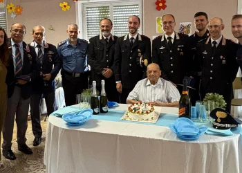 Taormina. I carabinieri festeggiano i 103 anni dell’appuntato in congedo Giacomo Polverino