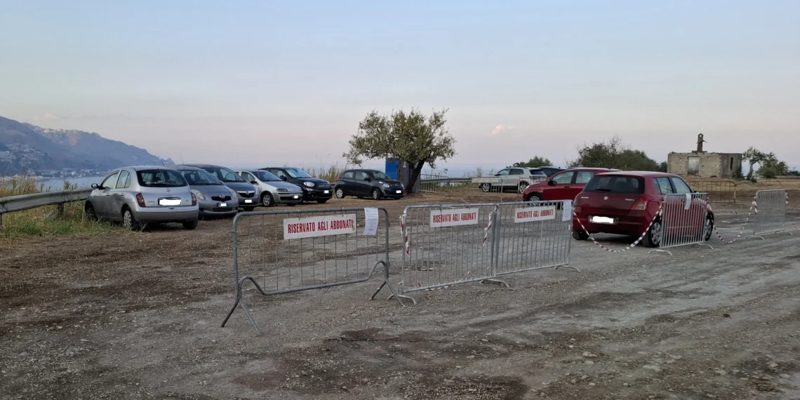 Taormina. Parcheggi per i lavoratori pendolari: intervengono l’Associazione commercianti e PRT