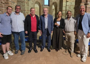 Casalvecchio. Presentato il libro “Mare Sacro” di Carmelo Briguglio