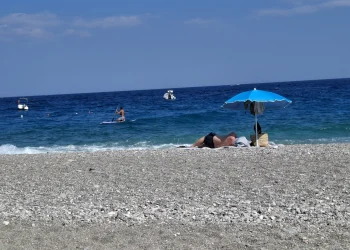 Progetto Ricostruzione Taormina: “Mare di Mazzeo, bene le verifiche. Ora servono risposte sulla causa e un coordinamento sulla riviera”