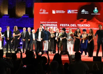Taormina Arte. Dodici premiati, dodici storie: tante emozioni alla Festa del Teatro