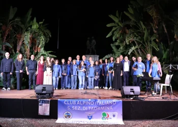 Taormina. Applausi per il Coro del CAI al Concerto polifonico di armonie della tradizione popolare siciliana