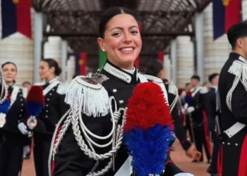 Debora Fiorello prima donna letojannese a intraprendere la carriera di maresciallo dei carabinieri