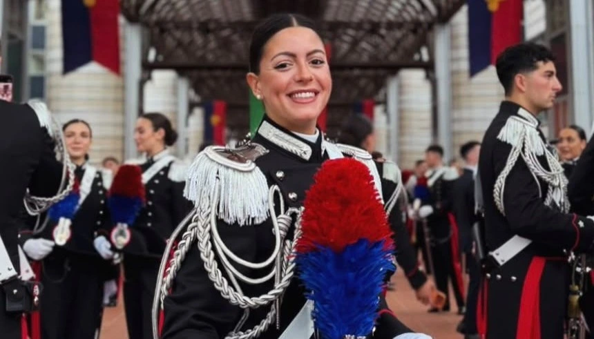 Debora Fiorello prima donna letojannese a intraprendere la carriera di maresciallo dei carabinieri